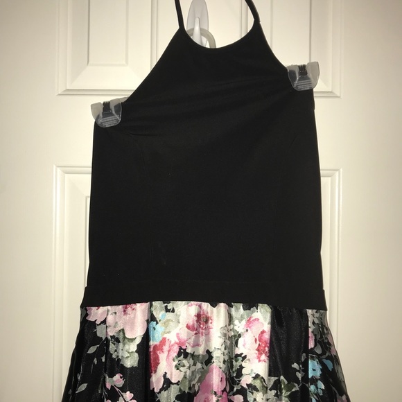 Prom Dress - Picture 5 of 8